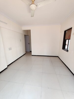 Room in 2 BHK Apartment at Sadguru Complex I, Goregaon East – for Rent