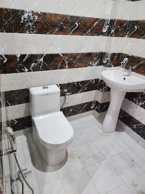 Team Area in 2 BHK Independent House at Gomti Nagar – for Rent