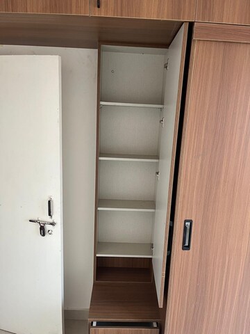 Furnished Amenities in 2 BHK Apartment at Signature Global Prime, Sector 63a – for Rent