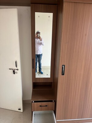 Furnished Amenities in 2 BHK Apartment at Signature Global Prime, Sector 63a – for Rent