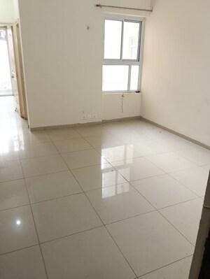 Room in 2 BHK Apartment at Wave Dream Homes, Wave City – for Sale