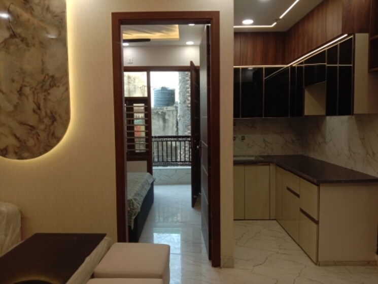 Room, dwarka mor 2 Bedroom 501 Sq.Ft. Builder Floor In Dwarka Mor Delhi 9567450
