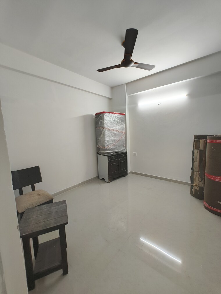 Living Room, shree-vardhman-green-court 2 Bedroom 626 Sq.Ft. Apartment In Sector 90 Gurgaon 9567521