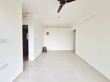 Room in 2 BHK Apartment at Runwal My City, Dombivli East – for Rent