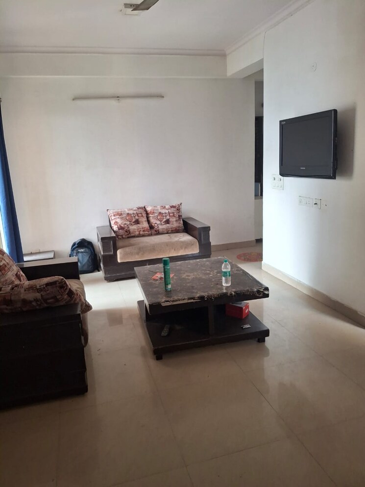 Living Room, jkg-palm-court 2 Bedroom 980 Sq.Ft. Apartment In Sector 16c Greater Noida Greater Noida 9567585