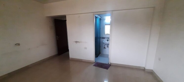 Room, kurla east 1 Bedroom 400 Sq.Ft. Apartment In Kurla East Mumbai 9567579