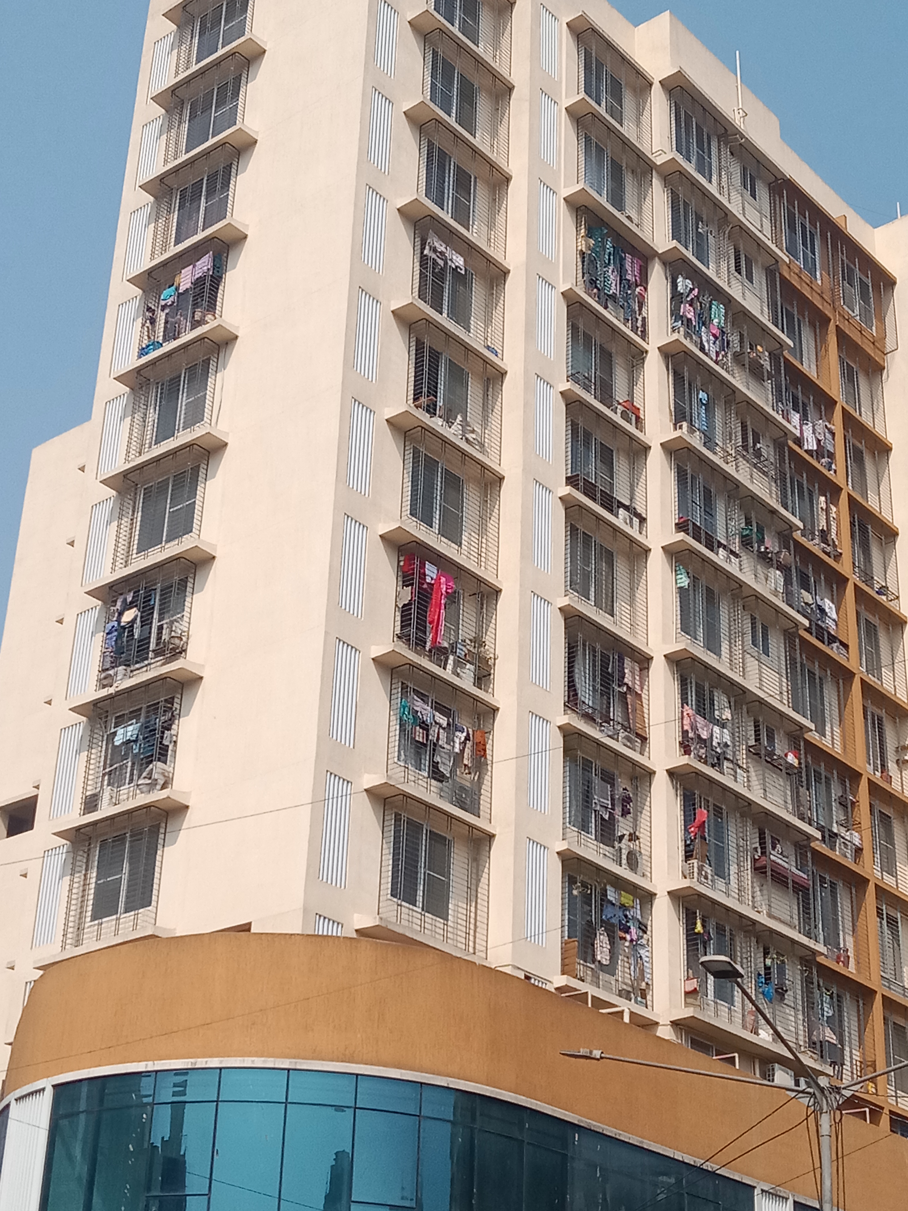 2 BHK Apartment For Sale in Anand Plaza