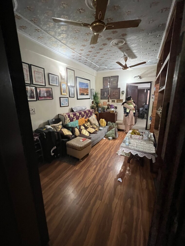 Living Room, vasant kunj enclave 2 Bedroom 100 Sq.Yd. Apartment In Vasant Kunj Enclave Delhi 9567601