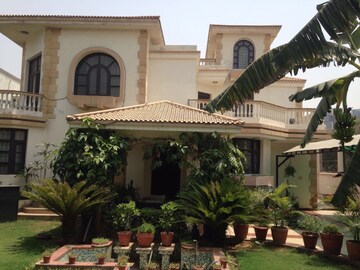 4 BHK Villa For Rent in Sushant Lok Iii