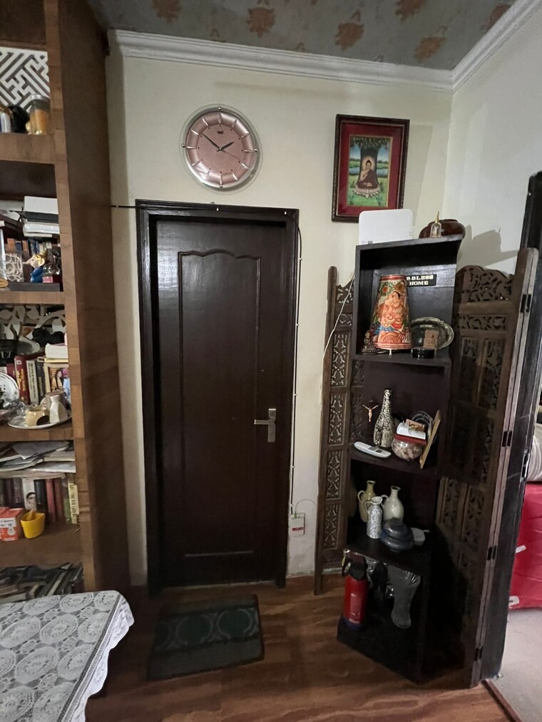 Bedroom, vasant kunj enclave 2 Bedroom 100 Sq.Yd. Apartment In Vasant Kunj Enclave Delhi 9567601