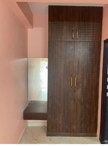 Room in 2 BHK Independent House at Gomti Nagar – for Rent