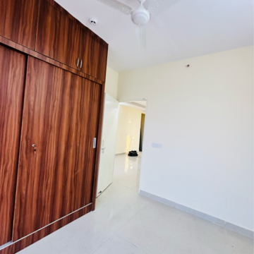  2 BHK Apartment at Signature Global Prime, Sector 63a – for Rent