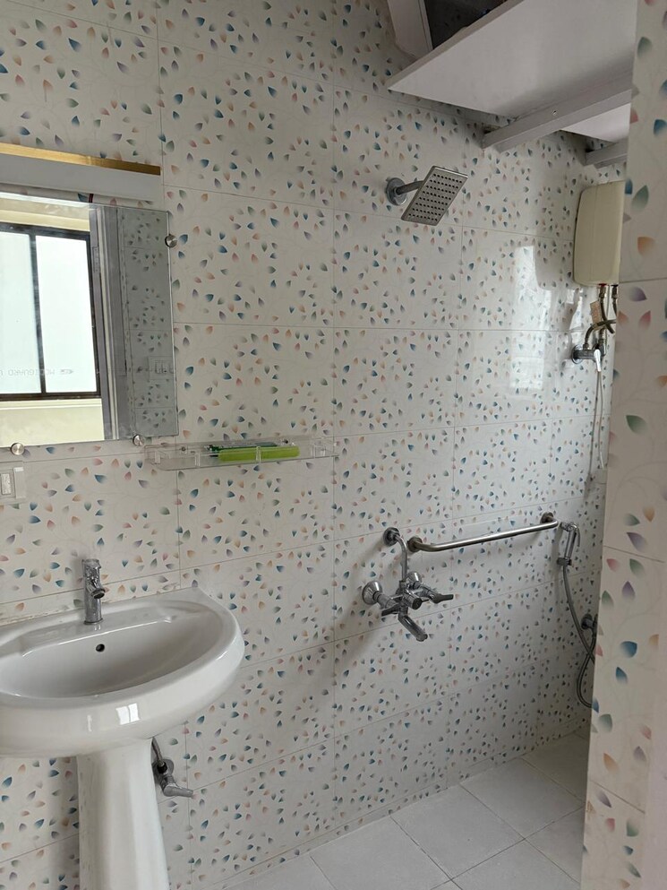 Bathroom, sushant lok iii 4 Bedroom 834 Sq.Yd. Villa In Sushant Lok Iii Gurgaon 9567611