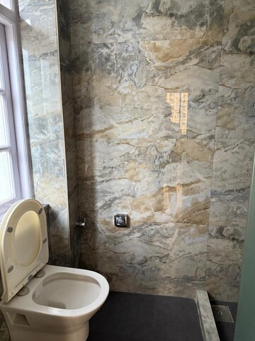 Bathroom in 4 BHK Villa at Sushant Lok Iii – for Rent