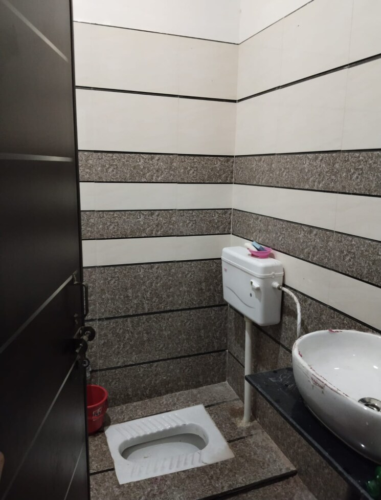Attached Bathroom, takrohi 2.5 Bedroom 1250 Sq.Ft. Independent House In Takrohi Lucknow 9567729