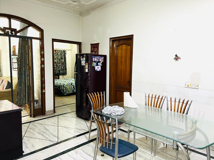 Dining area, rwa-apartments-sector-30 6 Bedroom 305 Sq.Yd. Independent House In Sector 30 Noida 9567731