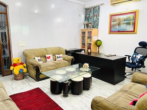 Living Room in 6 BHK Independent House at RWA Apartments Sector 30, Sector 30 – for Sale