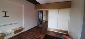 Room in 3 BHK Apartment at Chayya Apartment, Khar West – for Sale