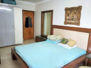 Bedroom in 2 BHK Apartment at Bandra West – for Rent