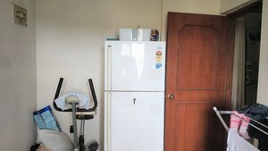 Furnished Amenities in 2 BHK Apartment at Bandra West – for Rent