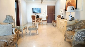 Living Room in 2 BHK Apartment at Bandra West – for Rent