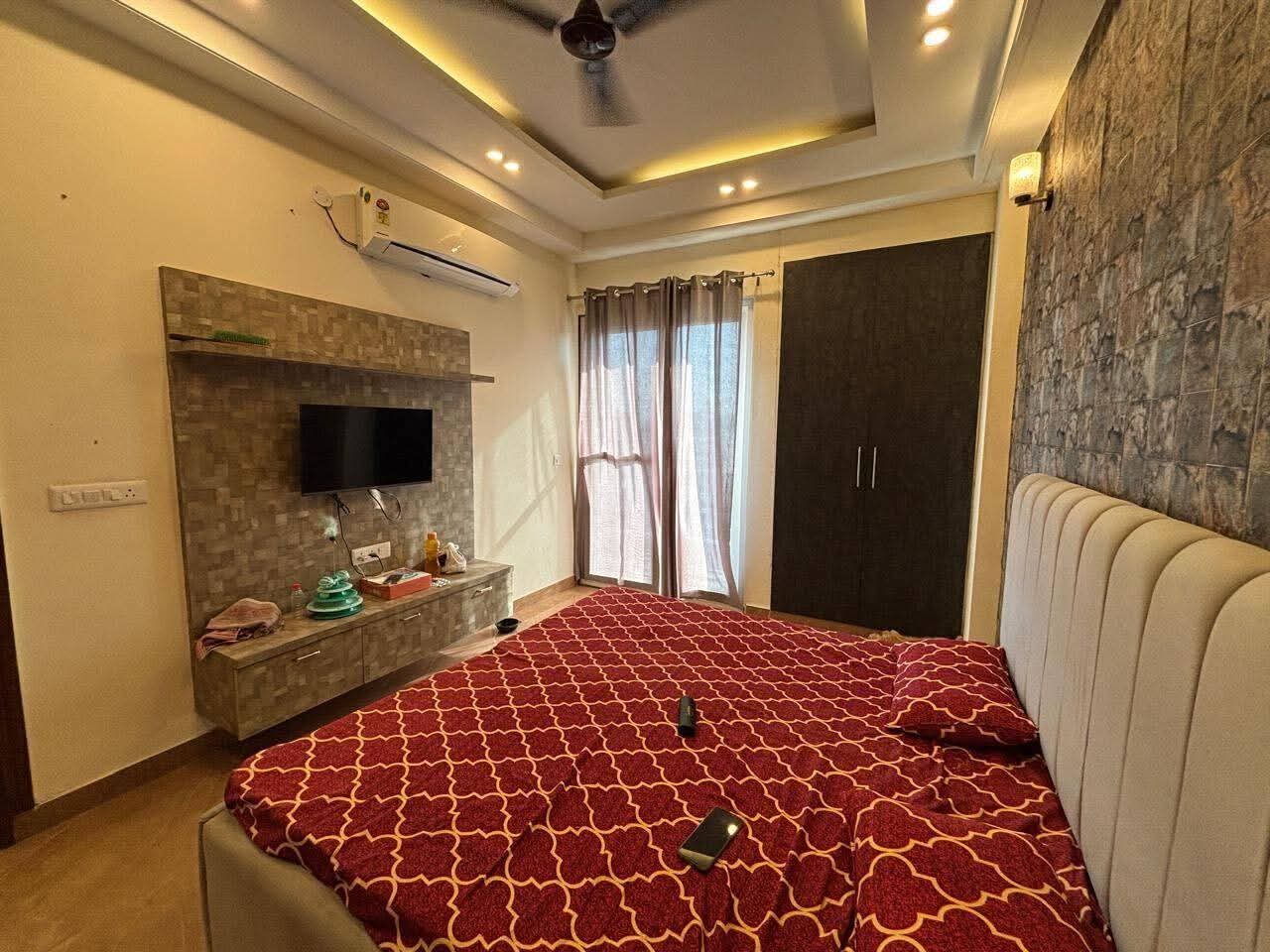 3 BHK Apartment For Rent in Amrapali Golf Homes