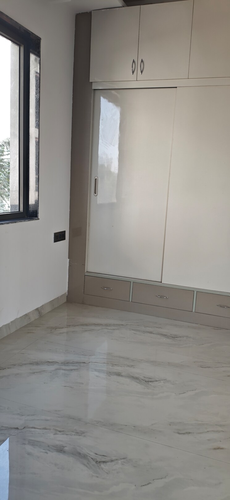 Room, bptp-district-3 3 Bedroom 180 Sq.Yd. Builder Floor In Sector 85 Faridabad 9567988