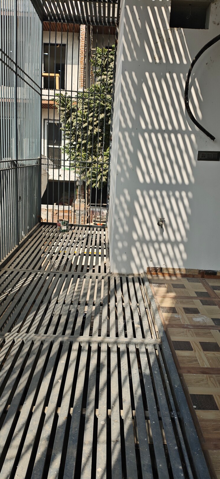 Balcony, bptp-district-3 3 Bedroom 180 Sq.Yd. Builder Floor In Sector 85 Faridabad 9567988