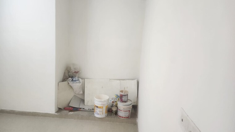 Room, bestech-park-view-ananda 1 RK 200 Sq.Ft. Apartment In Sector 81 Gurgaon 9567991