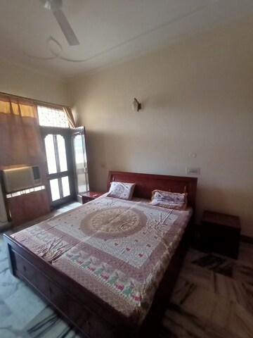 Bedroom in 2 BHK Independent House at Sector 4 – for Rent
