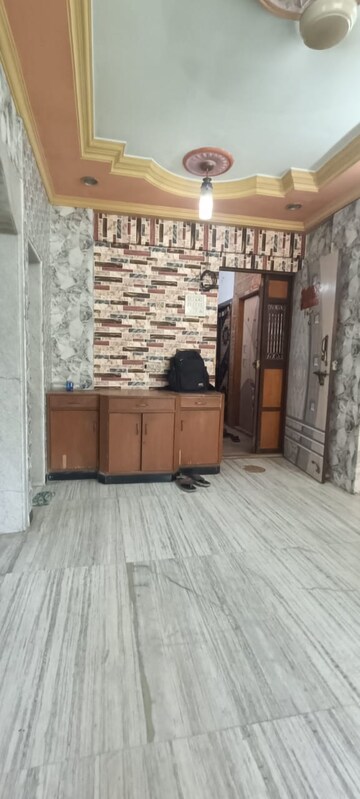 Room in 2 BHK Apartment at Alpa Park CHS, Ghatkopar West – for Rent