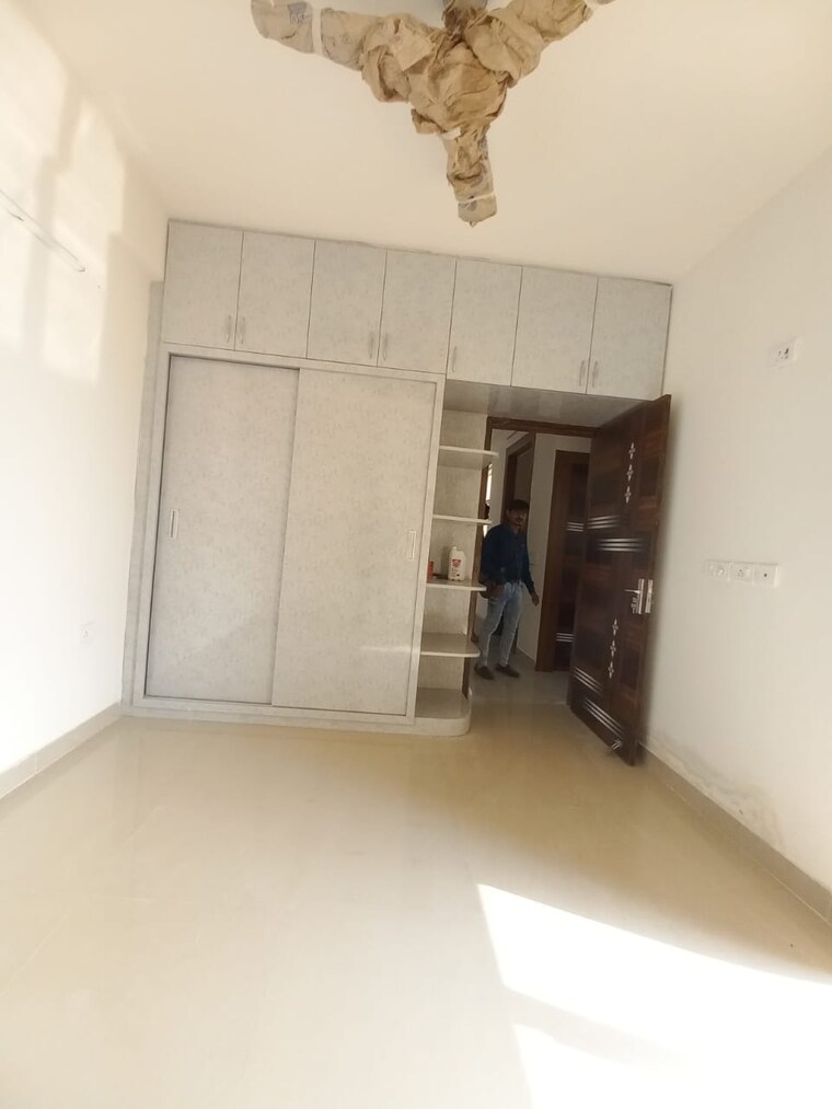 Room, rof-ananda 2.5 Bedroom 645 Sq.Ft. Apartment In Sector 95 Gurgaon 9568046