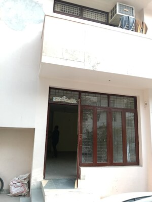 Building Lobby in 2.5 BHK Builder Floor at Wave Prime Floors, Wave City – for Sale