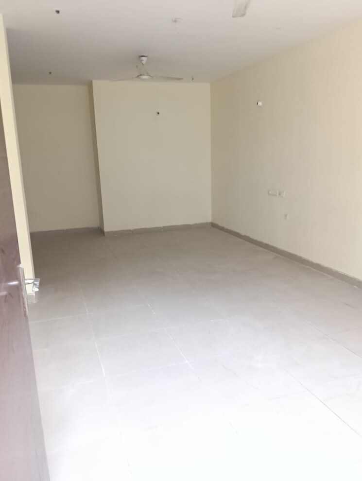 Master Bedroom, wave-prime-floors 2.5 Bedroom 194 Sq.Yd. Builder Floor In Wave City Ghaziabad 9568116