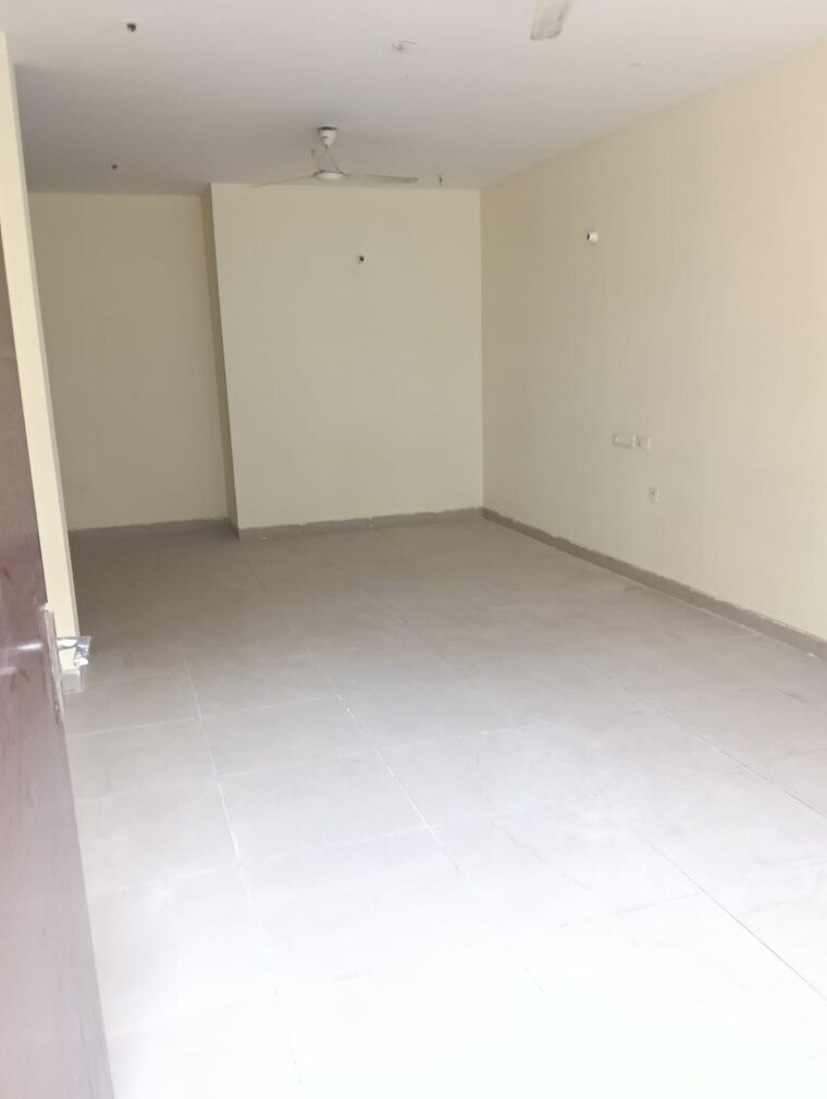 Master Bedroom, wave-prime-floors 2.5 Bedroom 194 Sq.Yd. Builder Floor In Wave City Ghaziabad 9568116