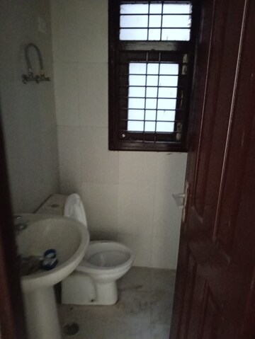 Bathroom in 2.5 BHK Builder Floor at Wave Prime Floors, Wave City – for Sale