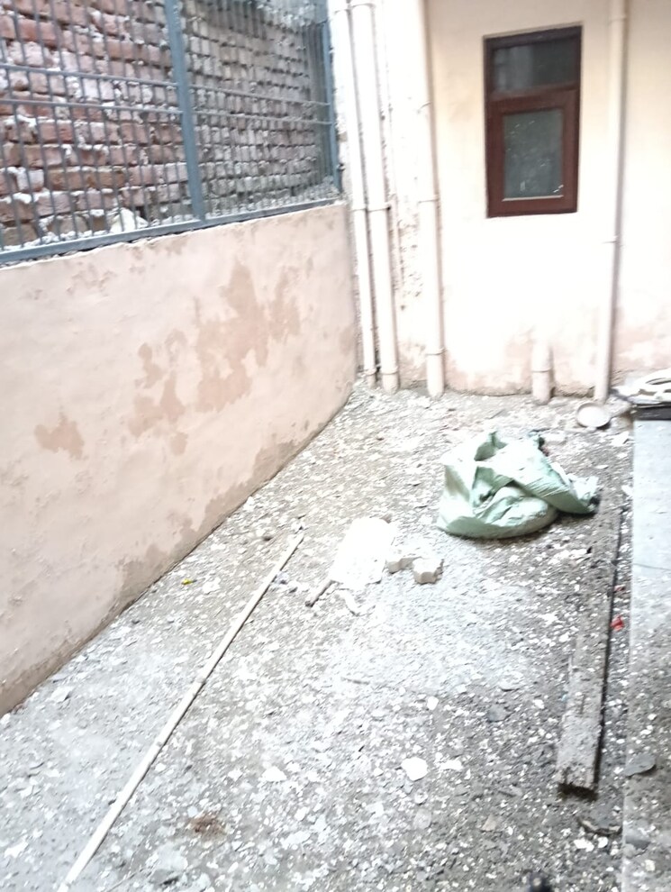 Bathroom, wave-prime-floors 2.5 Bedroom 194 Sq.Yd. Builder Floor In Wave City Ghaziabad 9568116