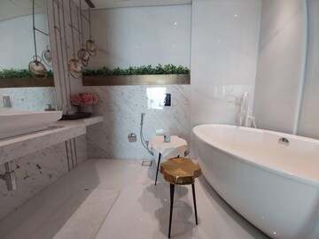 Bathroom in 4 BHK Apartment at Lokhandwala Minerva Mahalaxmi, Mahalaxmi – for Sale