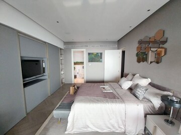 Bedroom in 4 BHK Apartment at Lokhandwala Minerva Mahalaxmi, Mahalaxmi – for Sale