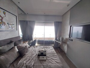 Living Room in 4 BHK Apartment at Lokhandwala Minerva Mahalaxmi, Mahalaxmi – for Sale