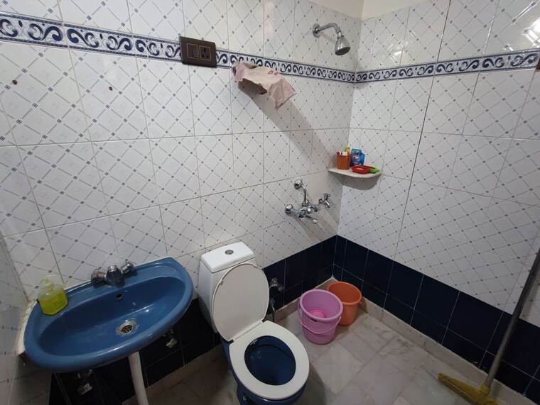 Bathroom, new-generation-maple-apartments 3 Bedroom 1410 Sq.Ft. Apartment In Dhakoli Zirakpur 9568134