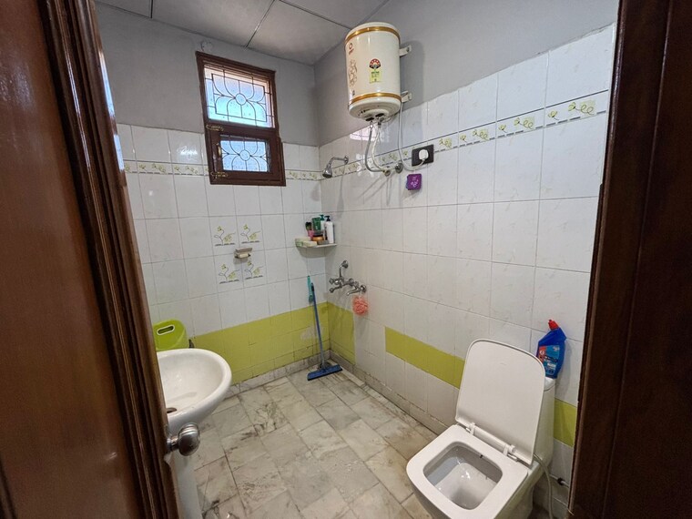 Bathroom, new-generation-maple-apartments 3 Bedroom 1410 Sq.Ft. Apartment In Dhakoli Zirakpur 9568134