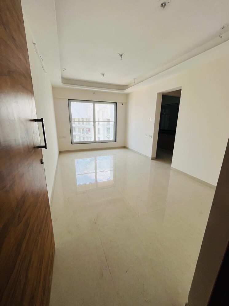 Room, je-and-vee-madhuban 1 Bedroom 485 Sq.Ft. Apartment In Malad East Mumbai 9568142