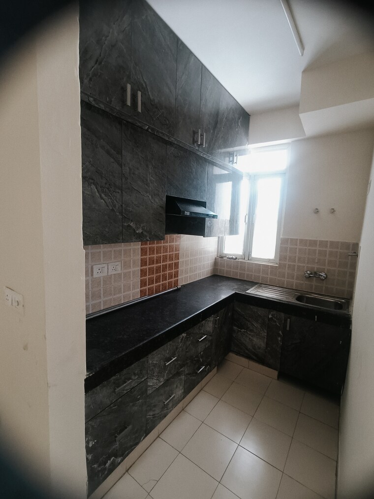 Kitchen, shree-vardhman-mantra 2 Bedroom 800 Sq.Ft. Apartment In Sector 67 Gurgaon 9568232