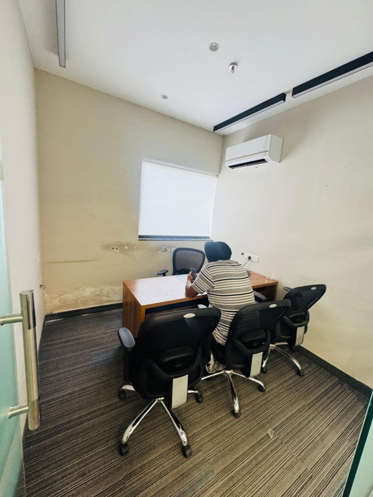 Team Area, sector 74 Commercial Office Space 3500 Sq.Ft. In Sector 74 Mohali 9568339