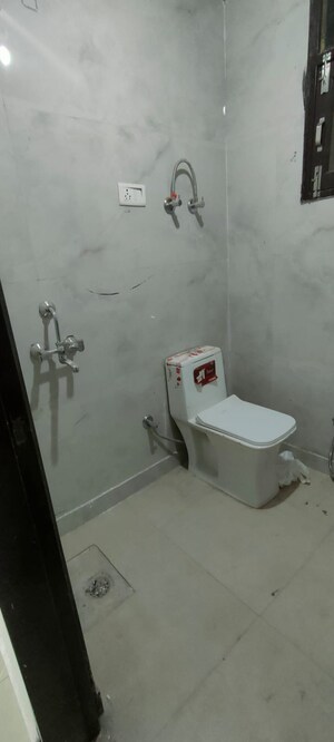 Bathroom in 1 BHK Builder Floor at Saket – for Rent