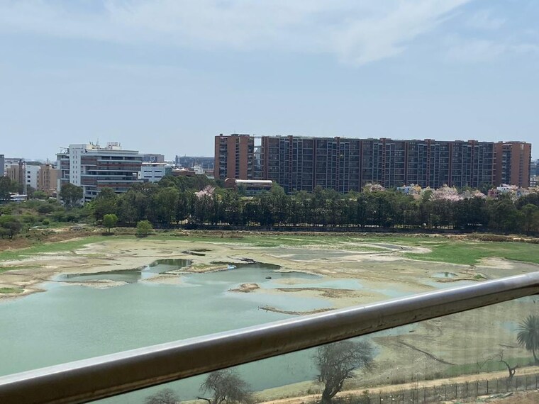 Swimming Pool, vaswani-exquisite 3.5 Bedroom 2300 Sq.Ft. Apartment In Whitefield Bangalore 9568274