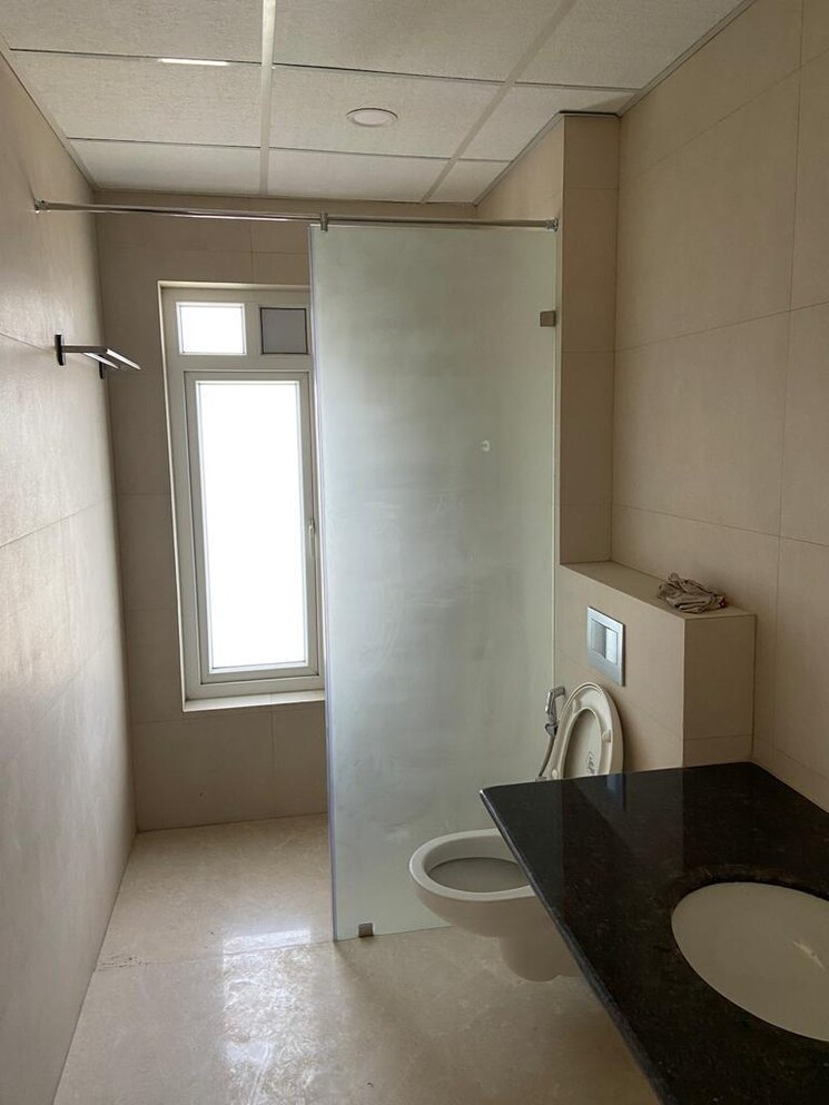 Bathroom, vaswani-exquisite 3.5 Bedroom 2300 Sq.Ft. Apartment In Whitefield Bangalore 9568274