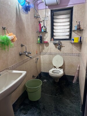 Bathroom in 2 BHK Apartment at Magnolia Enclave, Powai – for Rent