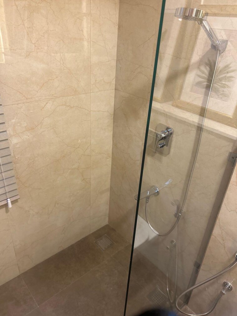 Bathroom, piramal-mahalaxmi 3 Bedroom 1451 Sq.Ft. Apartment In Mahalaxmi Mumbai 9568297